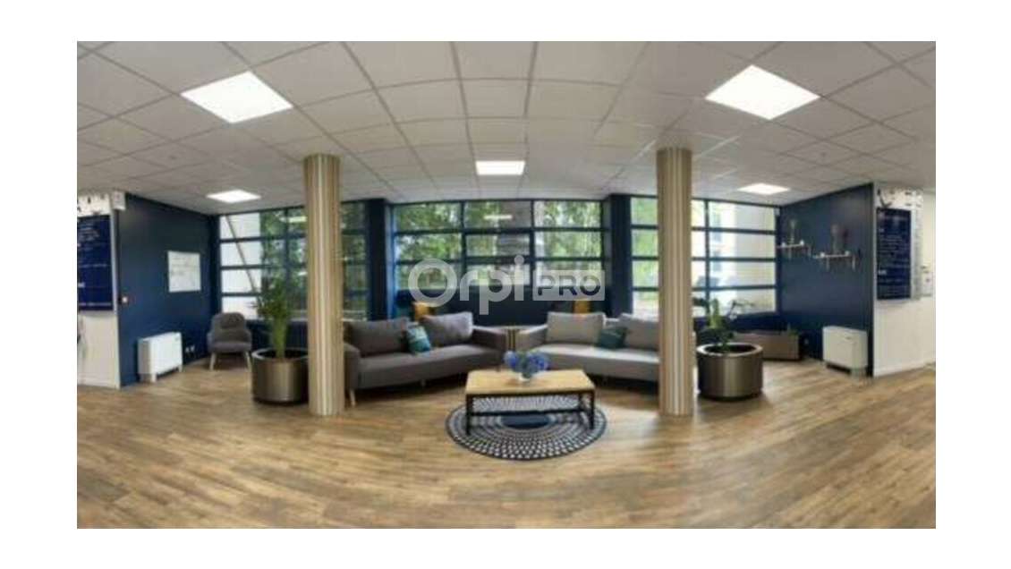 Location bureaux 36m² ultra lumineux à Pau Est