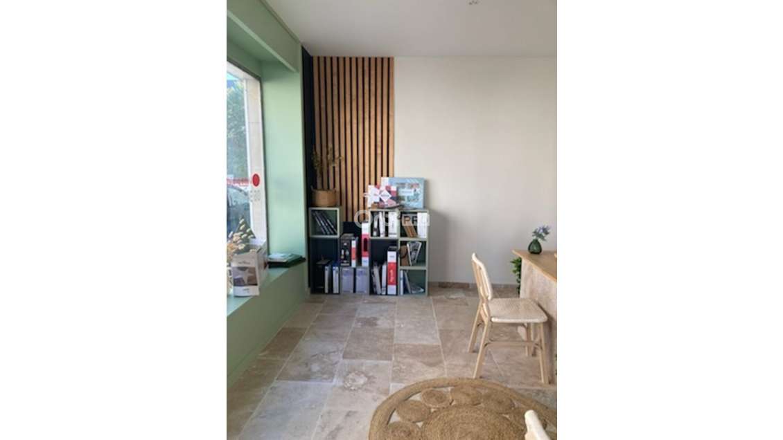 PAU - LOCAL COMMERCIAL OU BUREAU à louer