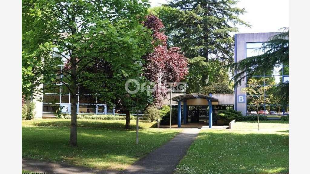 A louer ! bureaux de 63 à 67m² à Pau Est