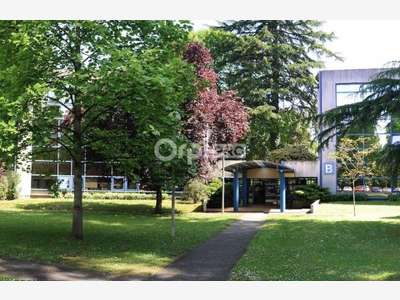 Bureau 20m² à louer à Pau Est