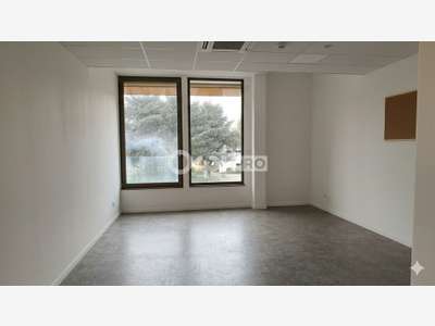 A louer bureaux 20m² à Pau quartier  Saragosse