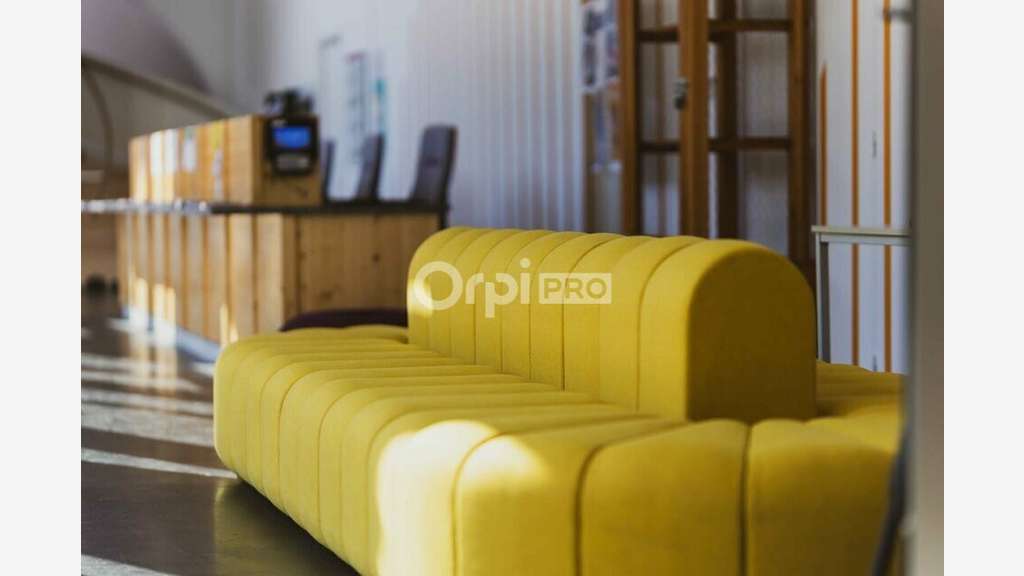 A louer bureaux 18m² Pau quartier Saragosse