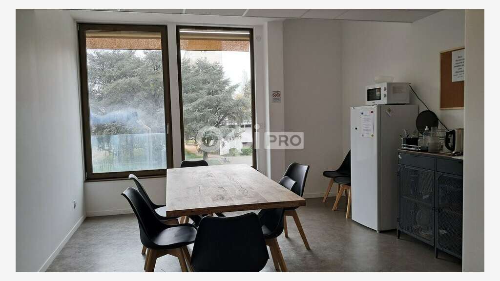 A louer bureaux 17m² Pau Saragosse