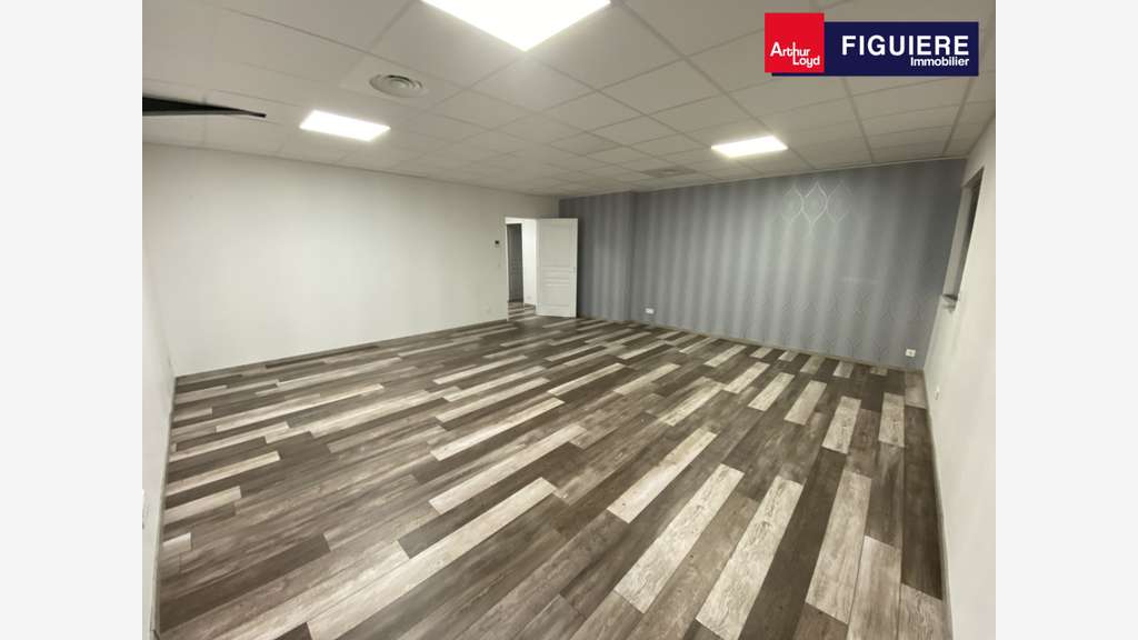 Bureaux de 90m² à louer à Pelissanne Bas Taulet