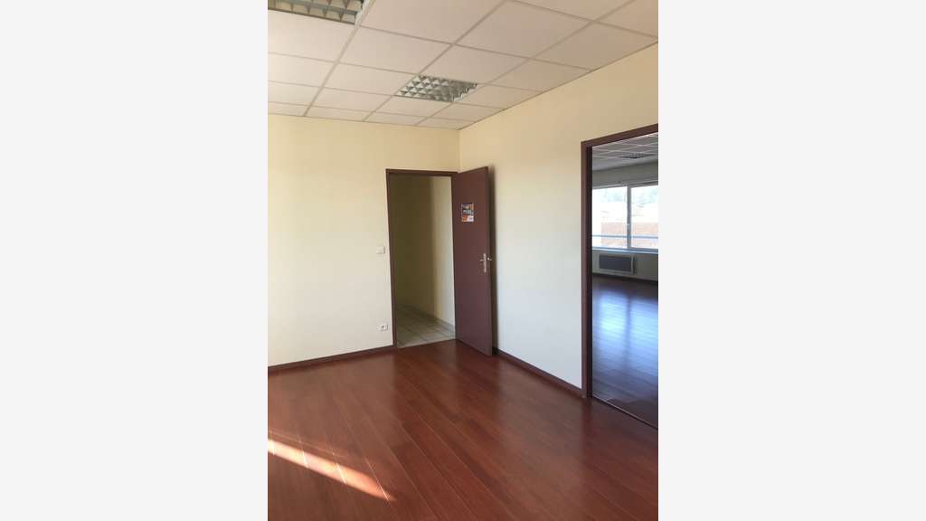 A louer bureaux quartier des affaires à Périgueux 