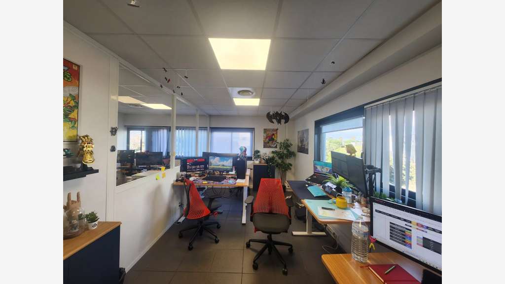 A louer bureaux PMR et lumineux 230m² à Pérols