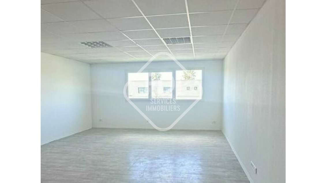 Bureaux 100m² à louer à Pérols Parc de l'Aéroport