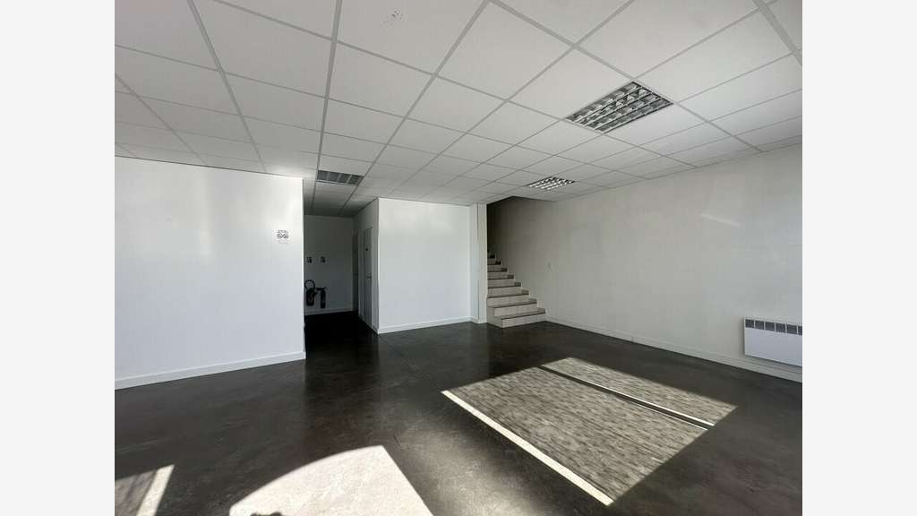 Bureaux de 120m² à louer parc de l'aéroport Perols