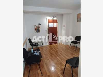 A louer bureaux 93m² Quai Vauban Perpignan