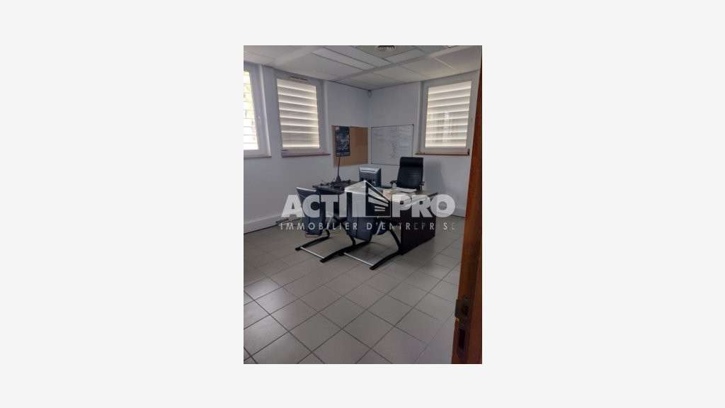 À louer bureaux 170m² R+1 à Perpignan Tecnosud