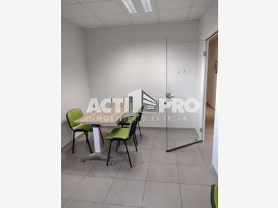 A louer bureaux 100m² R+1 à Perpignan rocade ouest
