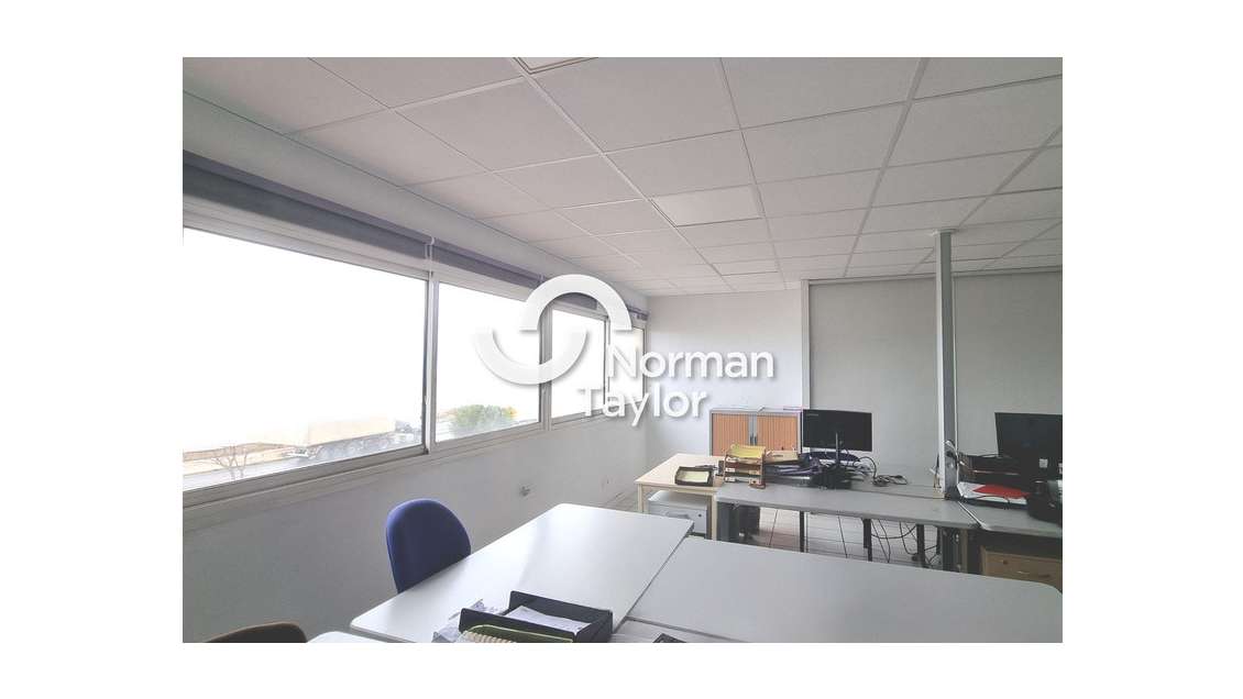 Bureaux 350m² R+1 à louer Perpignan Saint Charles
