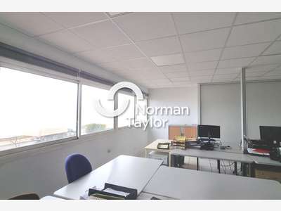 Bureaux 350m² R+1 à louer Perpignan Saint Charles