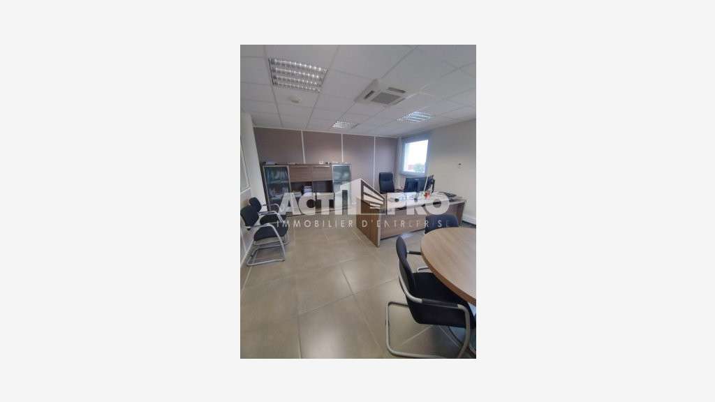 À louer bureaux 300m² R+1 Perpignan Zone Torremila
