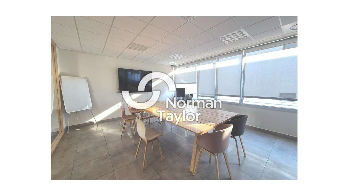Location bureaux de 247m² à Perpignan Technosud 2