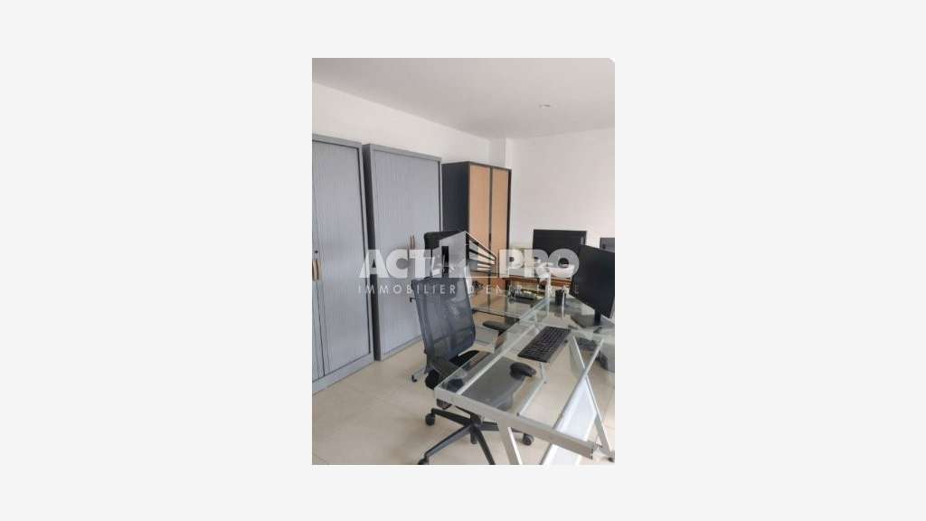 À louer bureaux 30 m² + cave à Perpignan