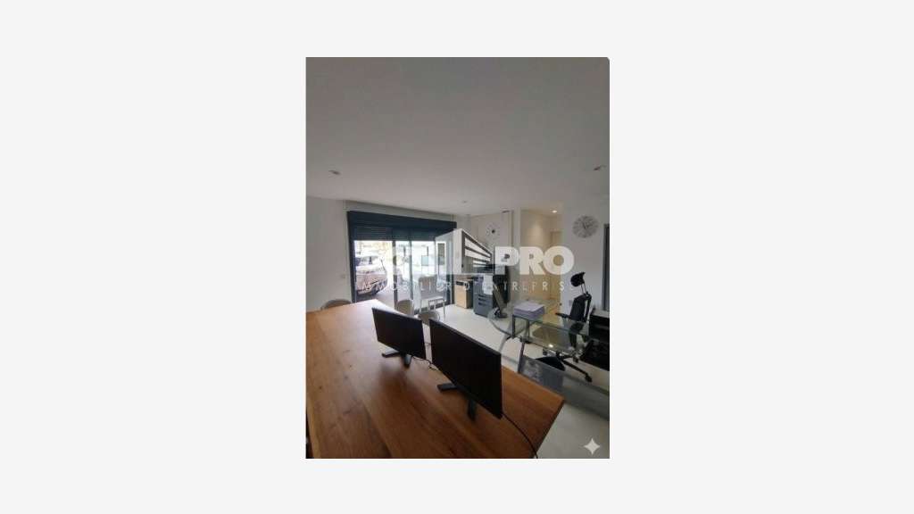 À louer bureaux 30 m² + cave à Perpignan