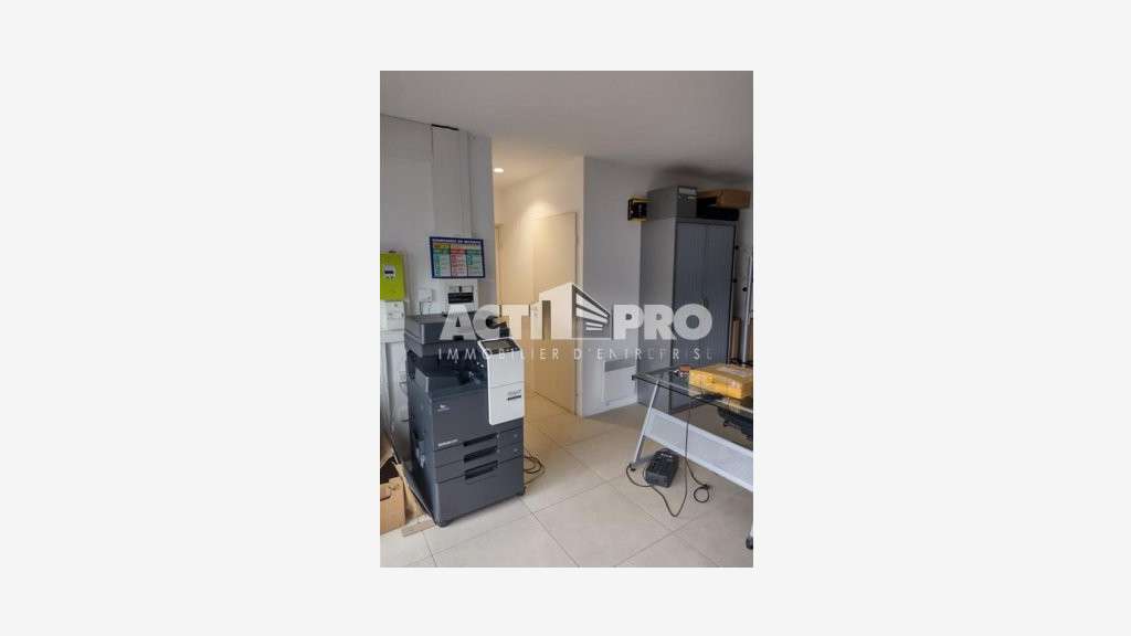 À louer bureaux 30 m² + cave à Perpignan