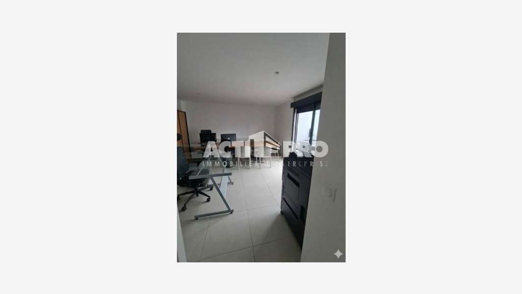 À louer bureaux 30 m² + cave à Perpignan