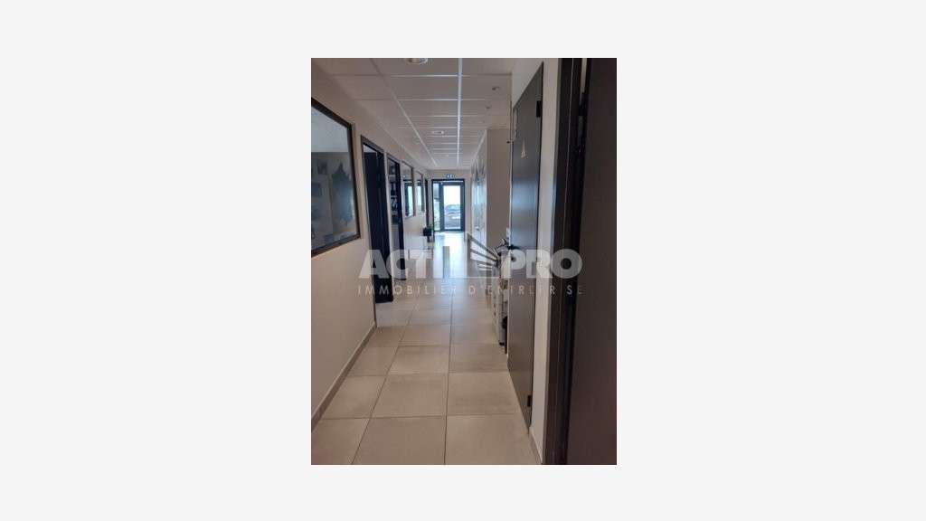 À louer bureaux 170 m² à Perpignan TECNOSUD