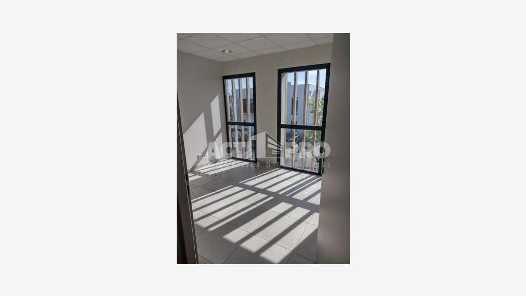 À louer bureaux 40 m² à Perpignan Tecnosud