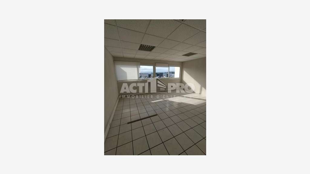 À louer bureaux de 208 m² St-Charles Perpignan