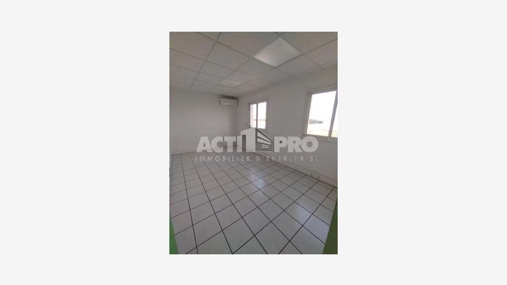 À louer bureaux de 208 m² St-Charles Perpignan