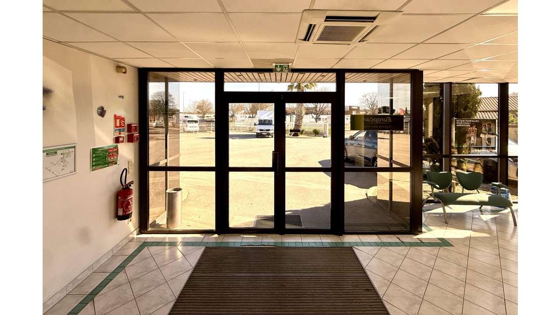 A louer bureaux de 172m² en RDC à Perpignan Nord