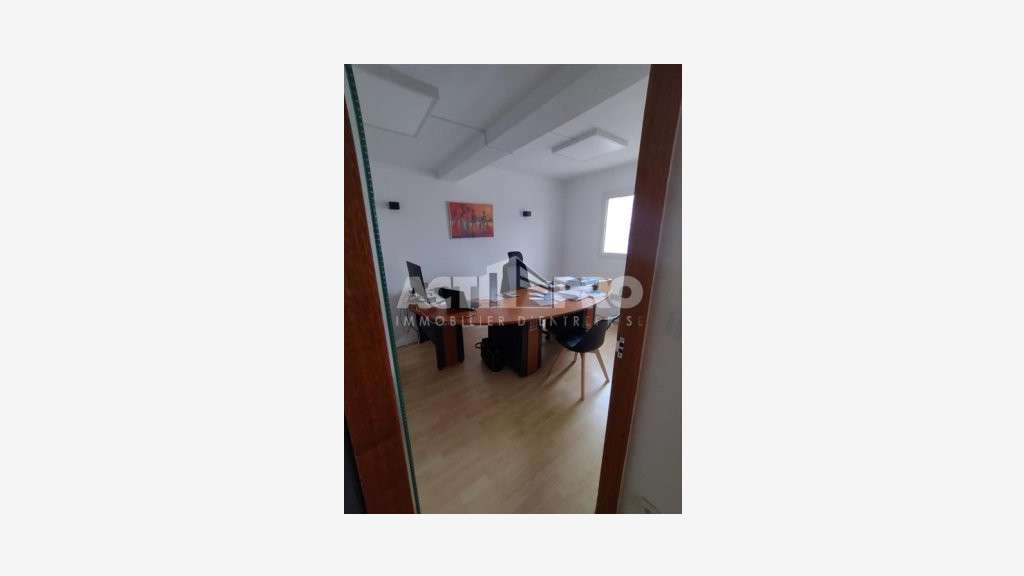 À louer bureaux de 92 m² au sud de Perpignan
