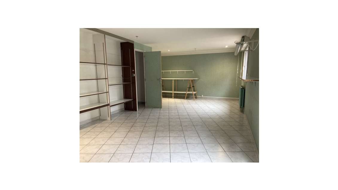 Bureaux - Pyrenees Orientales