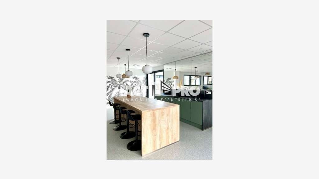 A louer bureaux meublés 11m² Pyrénées Orientales