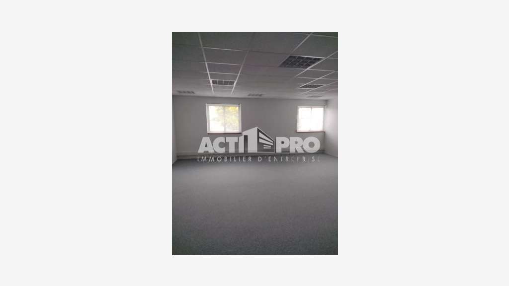 À louer bureaux 160m² R+1 à Perpignan