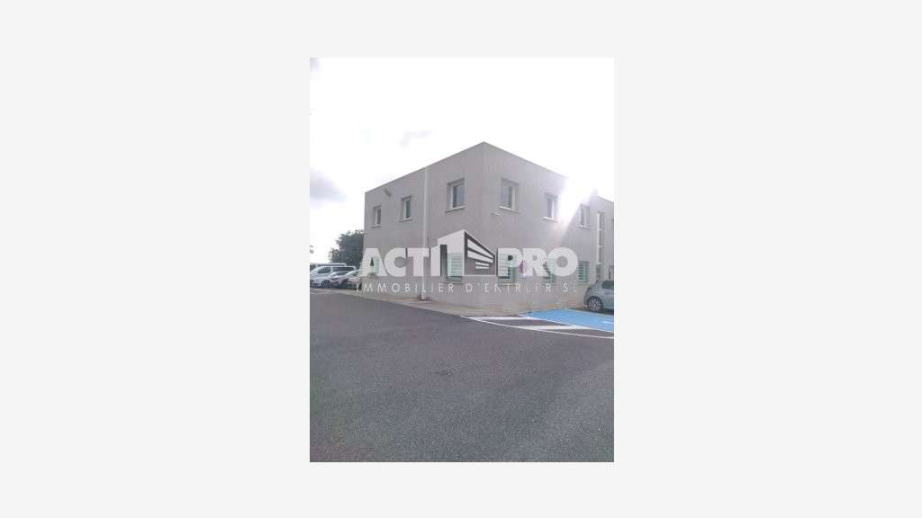 À louer bureaux 155m² R+1 à Perpignan