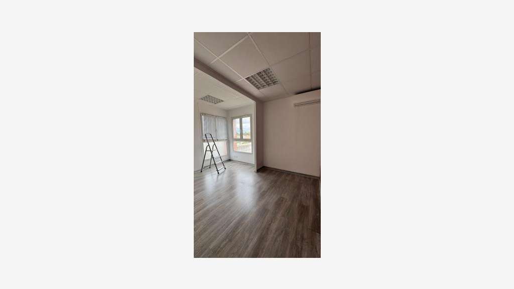 A louer bureaux 75m² empl stratégique Perpignan