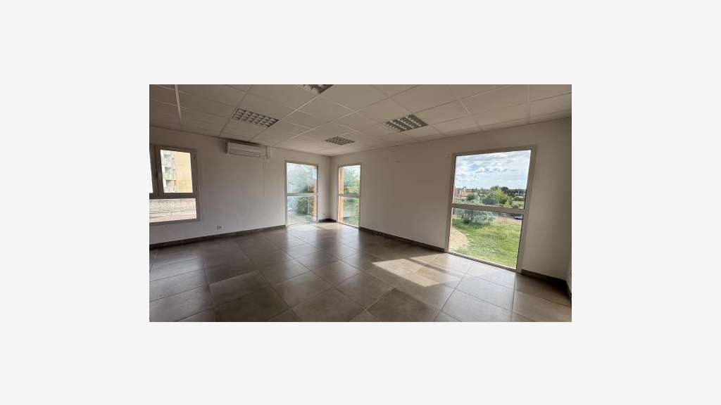 A louer bureaux 75m² empl stratégique Perpignan