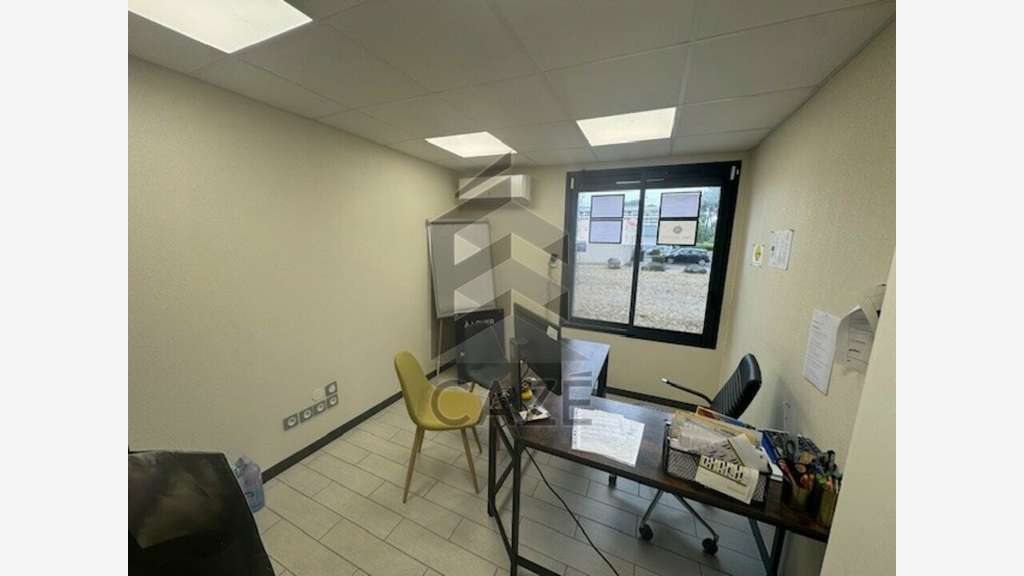 A louer bureaux 92m² à Pessac