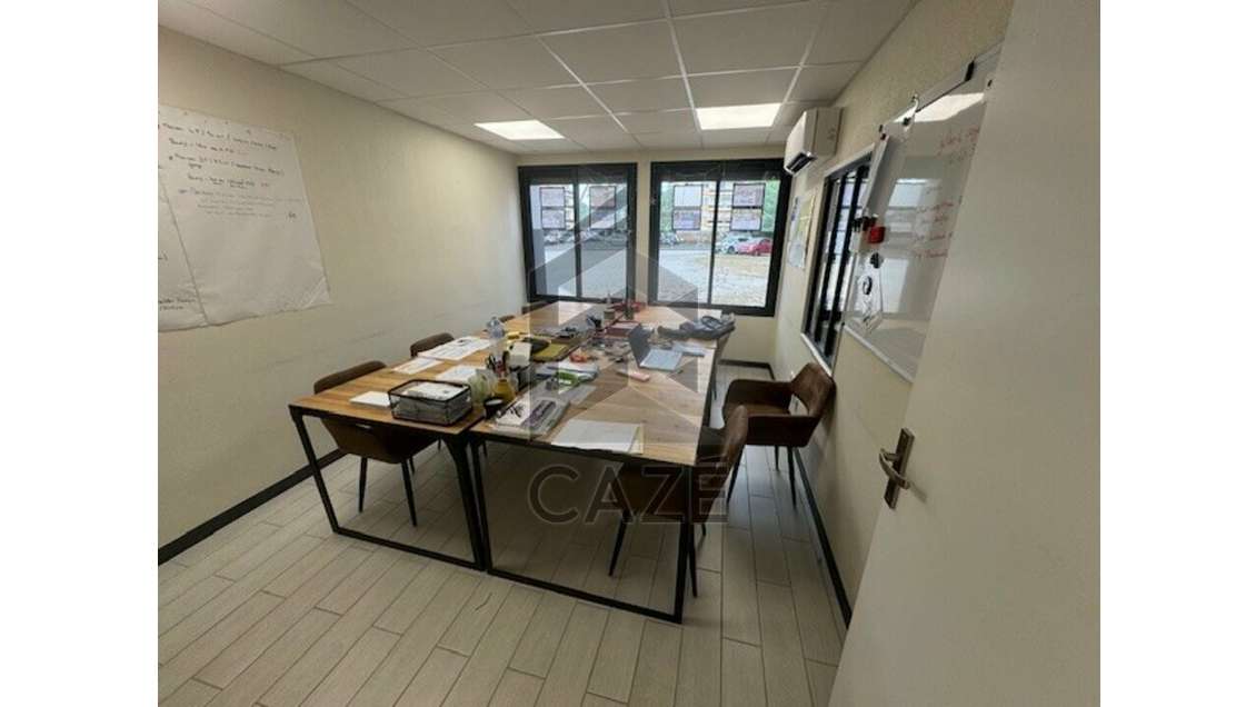 A louer bureaux 92m² à Pessac