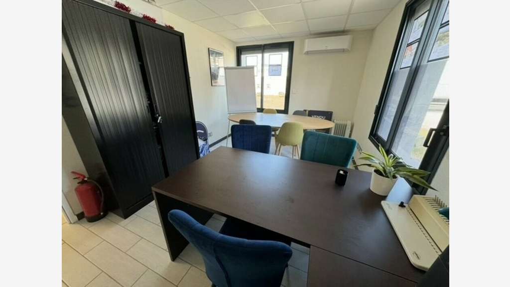A louer bureaux 92m² à Pessac