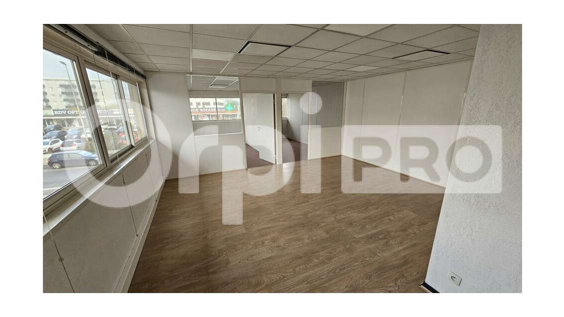 A louer bureaux 58m² avec salle de réunion Pessac