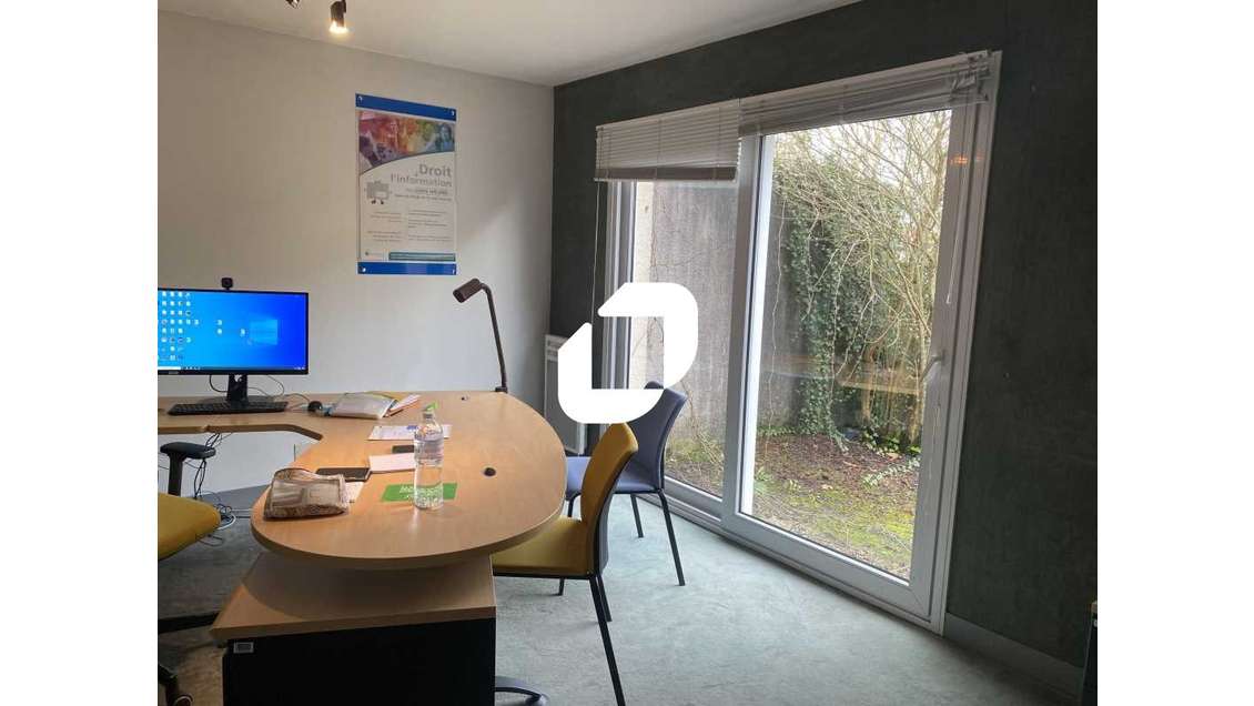 A louer Bureaux 178m² Pessac