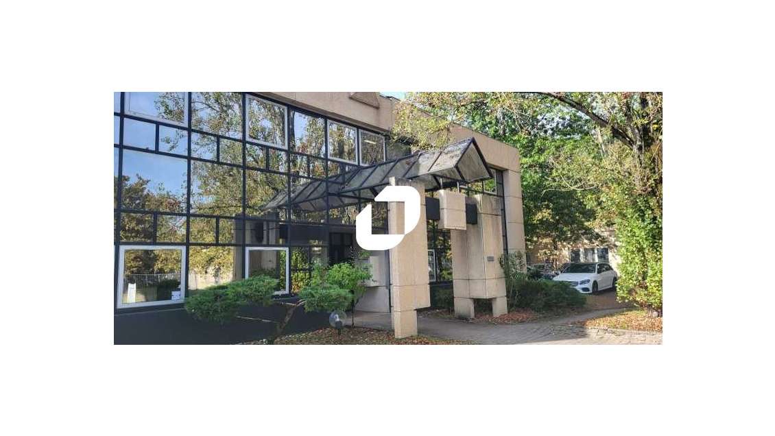 A louer Bureaux 215m² Pessac