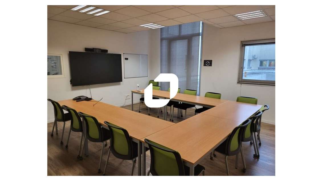 A louer Bureaux 822m² Pessac