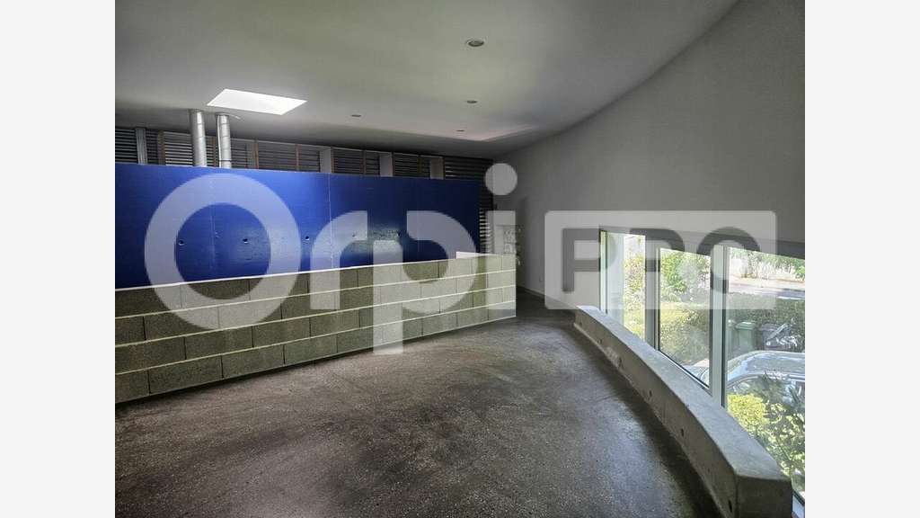 A louer bureau 137m² sur axe passant de Pessac