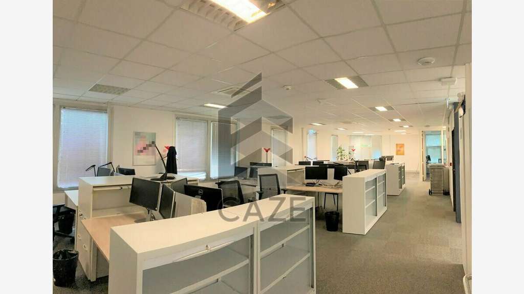 Bureaux 517m² à louer à Pessac  Europarc