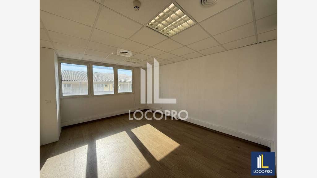 A louer bureaux petites surfaces à Mougins