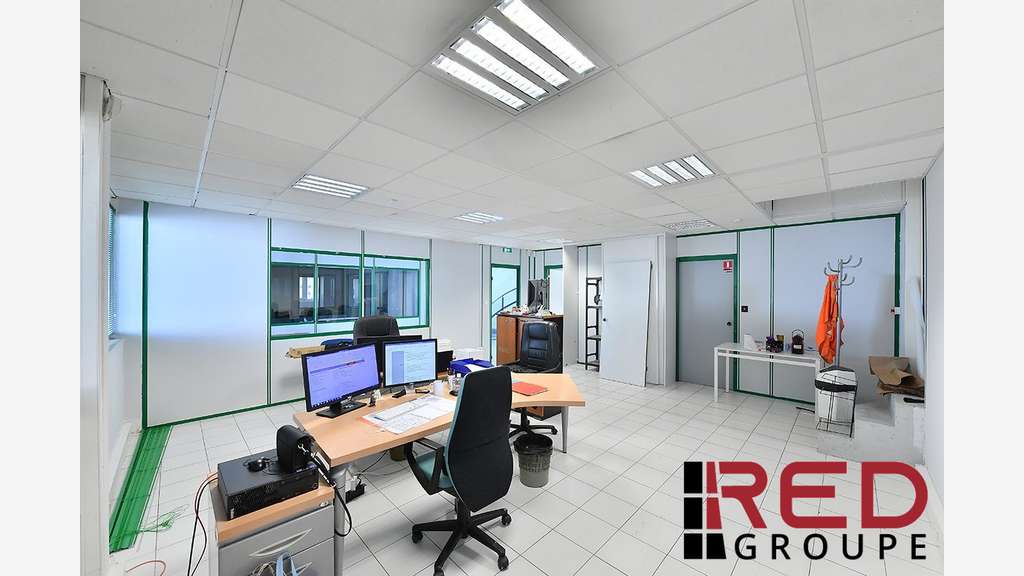 Location bureaux 48m² RDC ZA de Peynier
