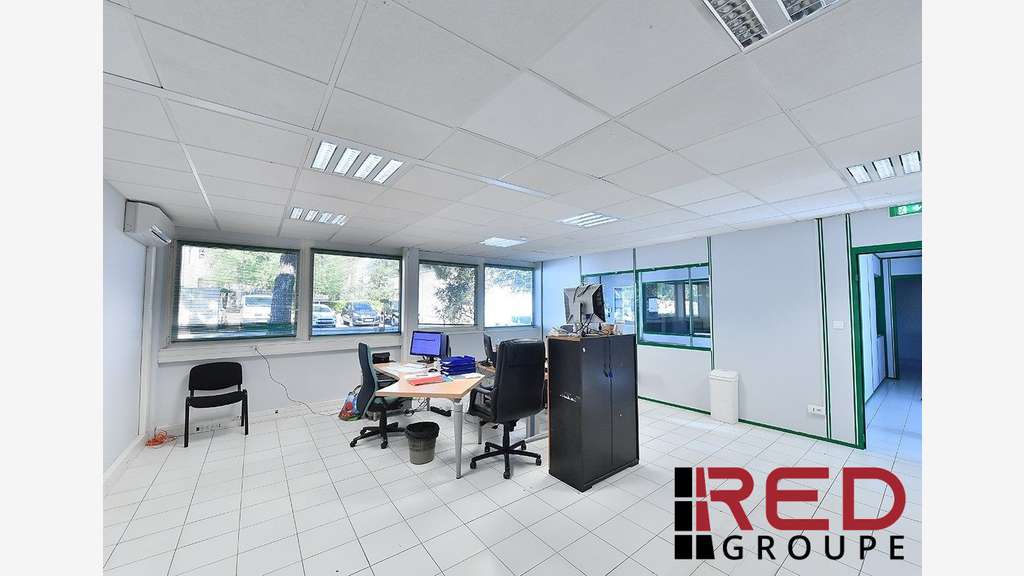 Location bureaux 48m² RDC ZA de Peynier
