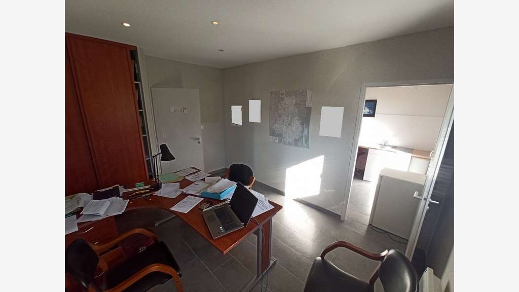 A louer plateau bureaux 20 mn Nord-Ouest Limoges