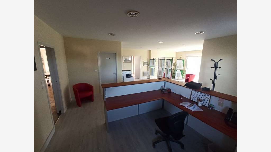 A louer plateau bureaux 20 mn Nord-Ouest Limoges
