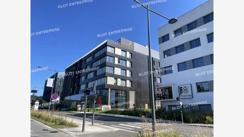 A louer bureaux 656m² à Cesson-Sévigné ViaSilva